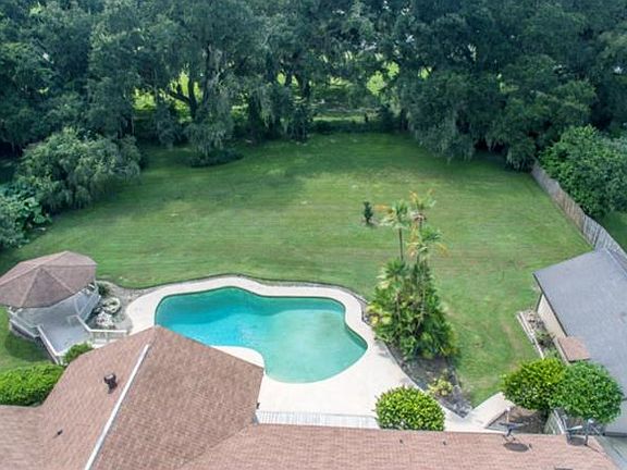 4th image of 4501 Sleepy Hollow Ln