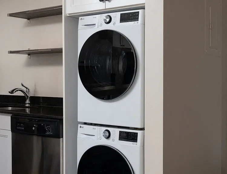 In-Unit Washer and Dryer