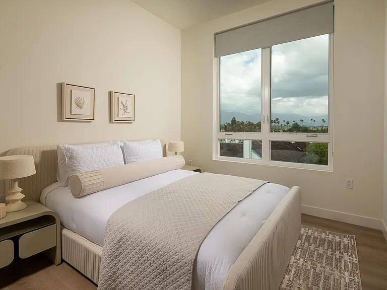 APT 123 CHAPEL AVE — Photo 31