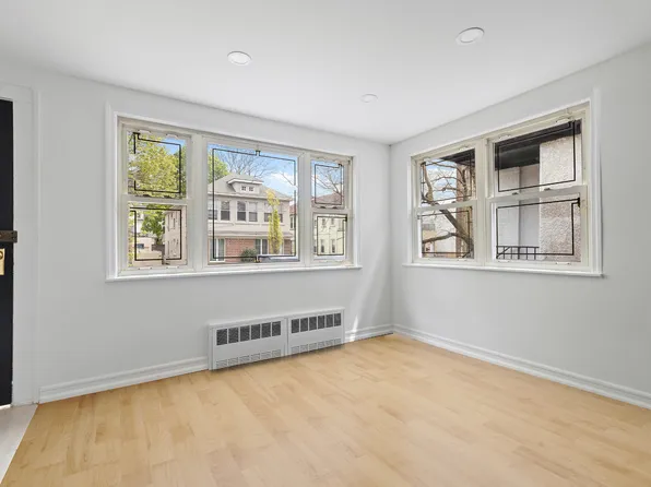 928 East 26th Street image 21 of 24