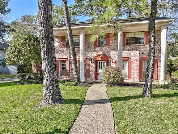 2nd image of 10910 Brentway Dr