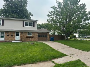 1024 18th Ave #2, Silvis, IL 61282