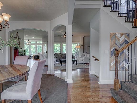 5th image of 506 Rock Bridge Ct