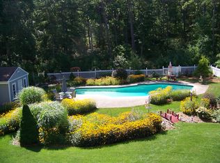 522 Ship Pond Rd, Plymouth, MA 02360