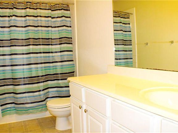 5th image of 930 Garden Land Ct