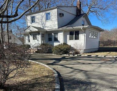 195 Mastic Boulevard, Mastic, NY, 11950