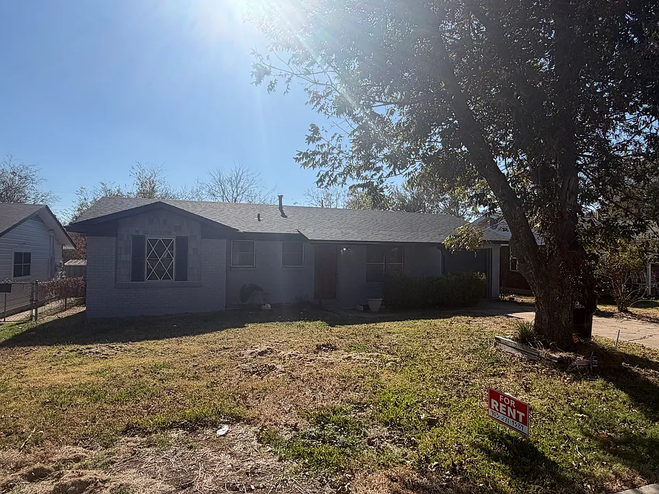 158 Chickadee Ln