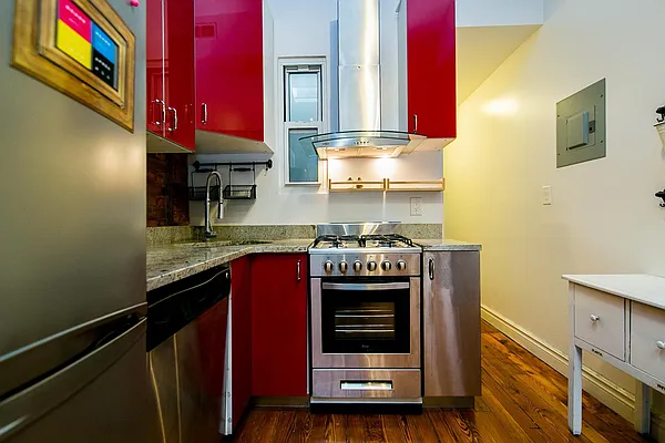 Rented by Nooklyn NYC LLC | media 50