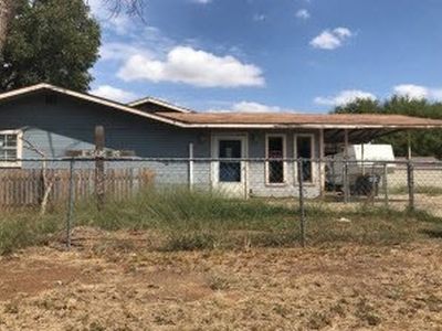 1017 W Colorado St, Pearsall, TX, 78061