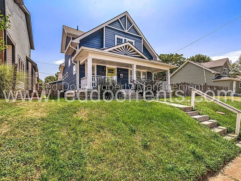 1133 Dawson St — Photo 35