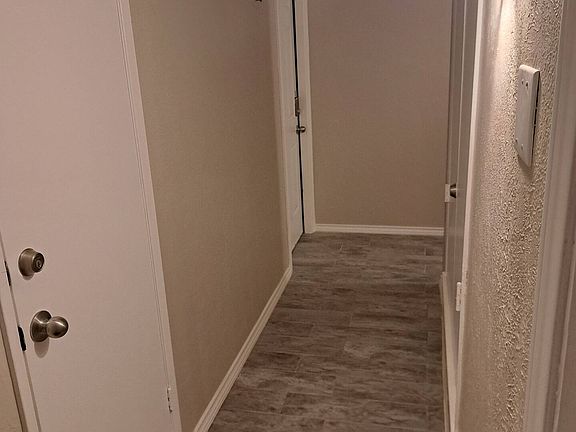 4th image of 1511 Camelia Dr