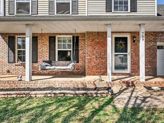 5th image of 759 Sugarcane Way