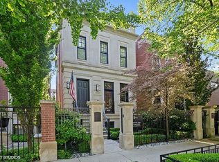 2523 N Greenview Ave, Chicago, IL