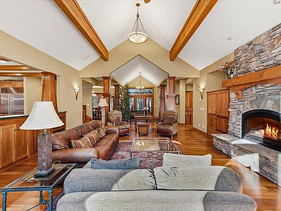 4th image of 10952 Northcote Pl