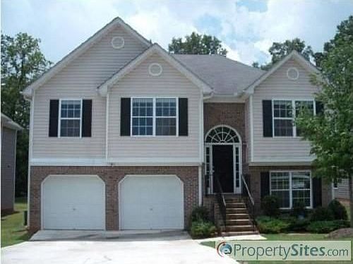 2nd image of 165 Hollinger Way