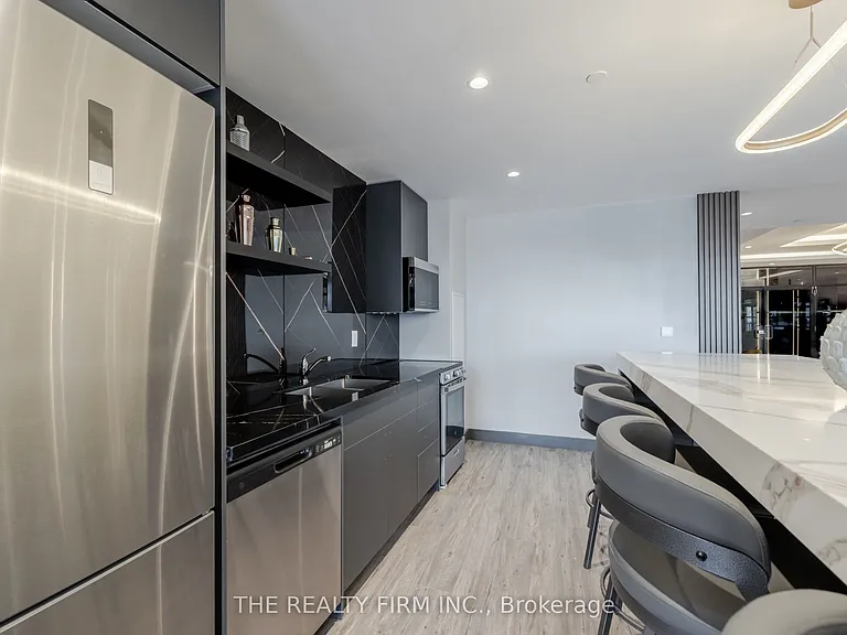 375 South St #1320 — Photo 25