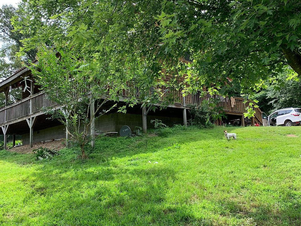 1st image of 22 Glasgow Ln