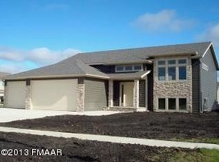 4405 12th St W, West Fargo, ND 58078