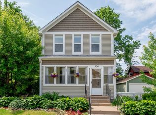 306 Harrison Ave, Saint Paul, MN 55102
