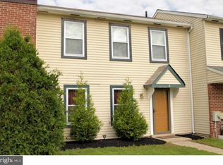 4 Cavalry Dr, Horsham, PA 19044