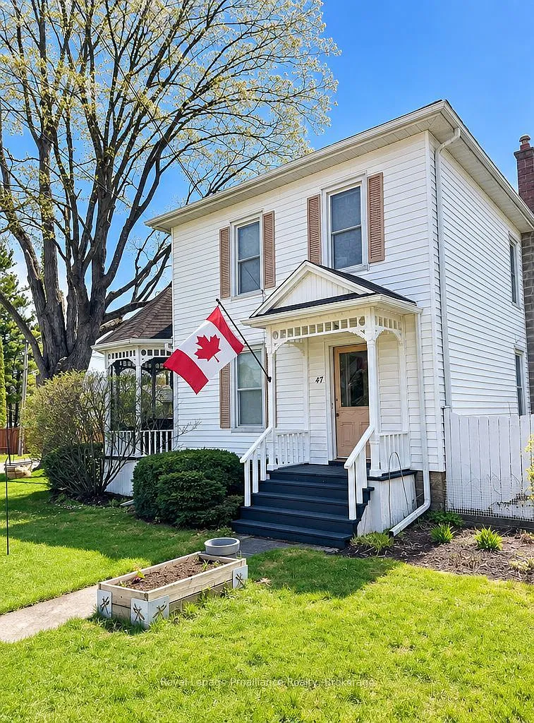 3 bed, $3,200 — Photo 2