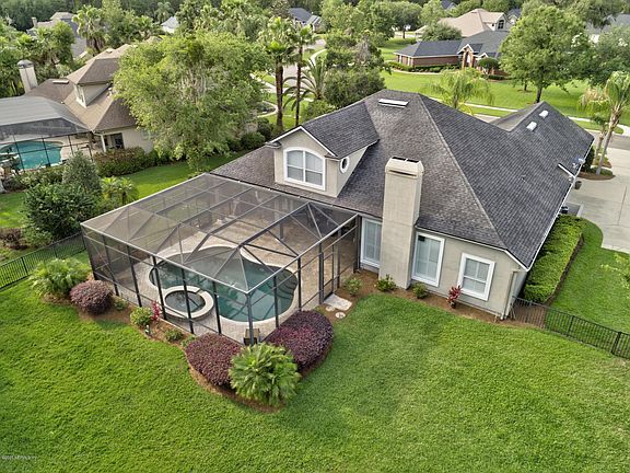 5th image of 341 Summerset Dr