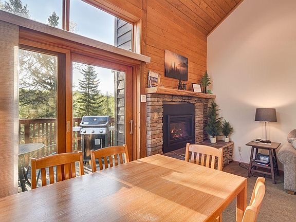 2nd image of 528 Moose Mountain Dr