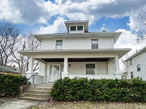 4th image of 214 Kenilworth Ave