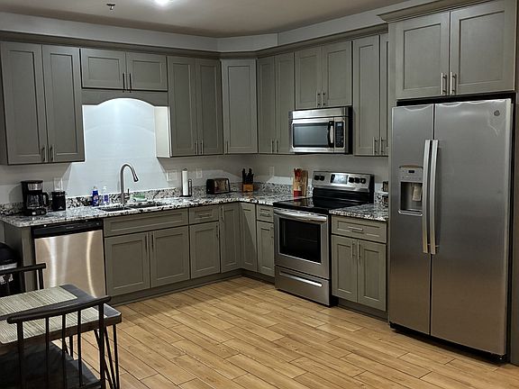 4th image of 126 Briarfield Ave #B2