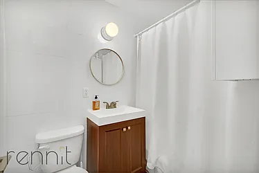 Rented by Rennit Inc.