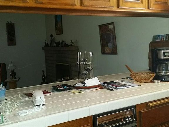 3rd image of 301 E Kimberly Dr