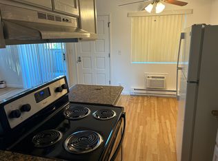 295 E Julian St APT 10, San Jose, CA 95112