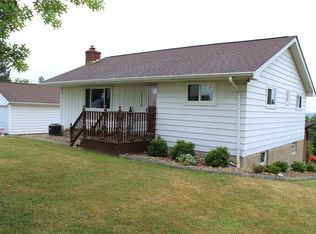1330 Amity Ridge Rd, Washington, PA 15301