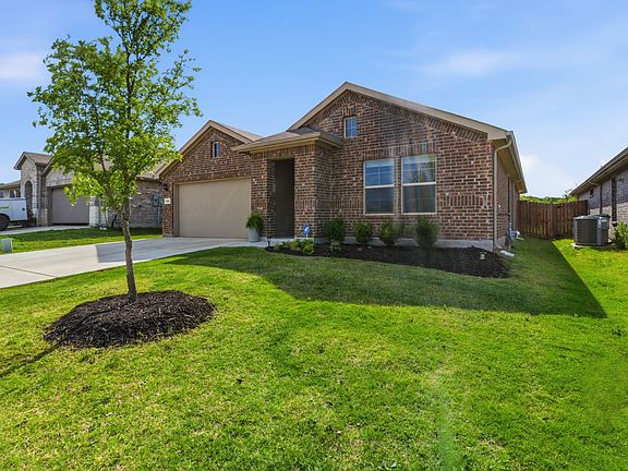 3rd image of 549 Derby Ln