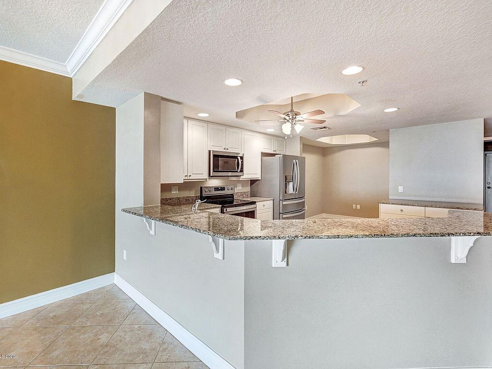 1st image of 500 Sail Ln APT 502