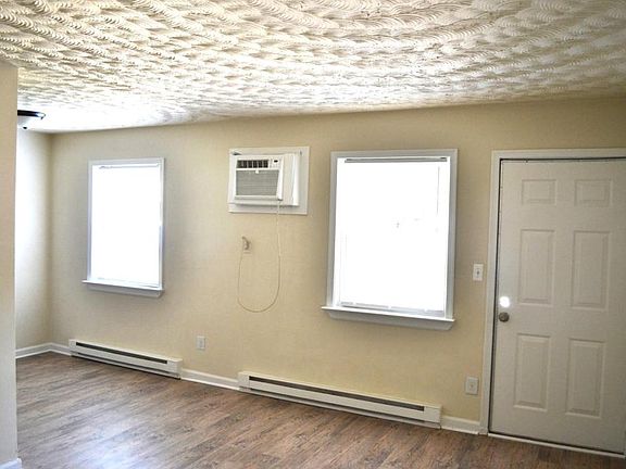 5th image of 1133 Hannah St Unit 1133