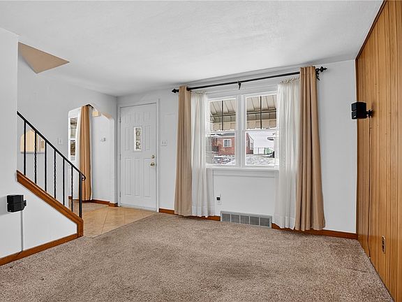 5th image of 163 Bellwood Dr