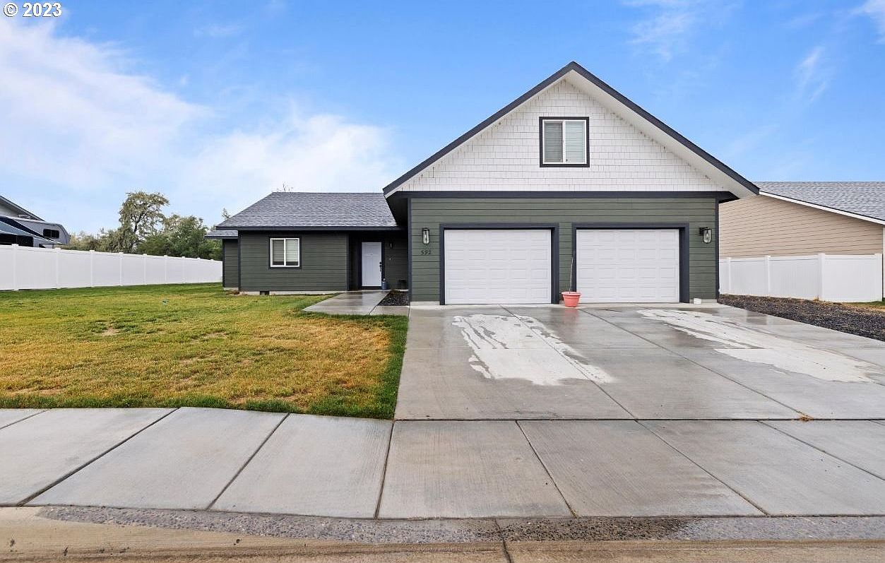 592 SW Cottonwood Dr, Hermiston, OR 97838 Zillow
