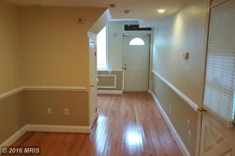 2nd image of 603 S Washington St