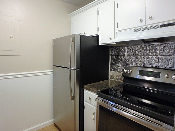 3rd image of 6112 N 15th St APT F103