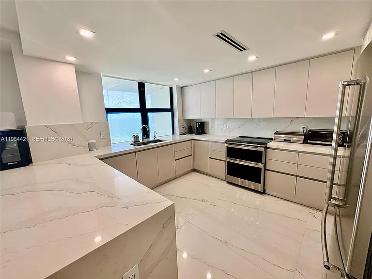 9801 Collins Ave #20E — Photo 10