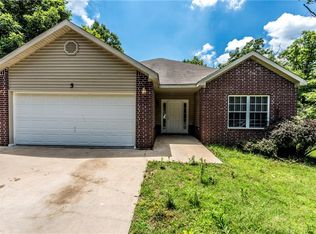 5 Grampian Dr, Bella Vista, AR 72715