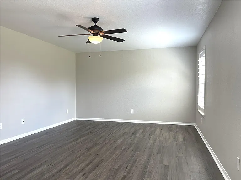 29127 Innes Park Pl — Photo 11