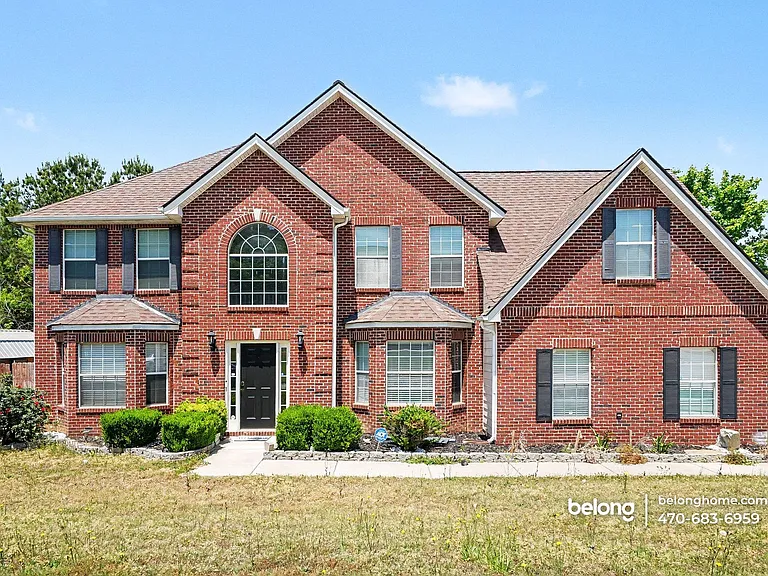 1439 Alice Ave — Photo 1