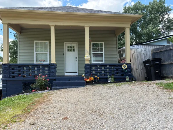 821 Goddard Ave, Zanesville, OH 43701