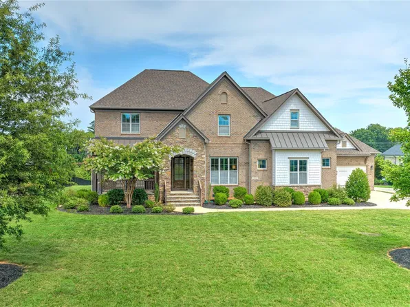 208 Squash Harvest Ct, Weddington, NC 28104