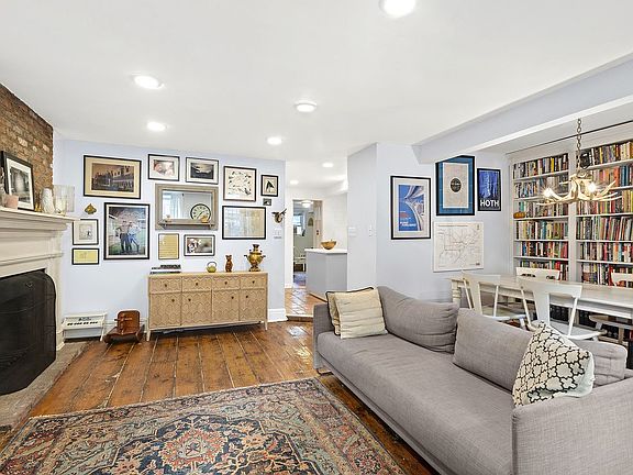 2nd image of 472 Henry St APT 1