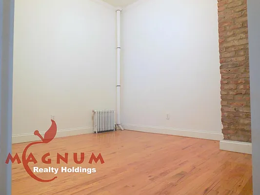 Rented by Magnum Realty Holdings, LLC | media 20