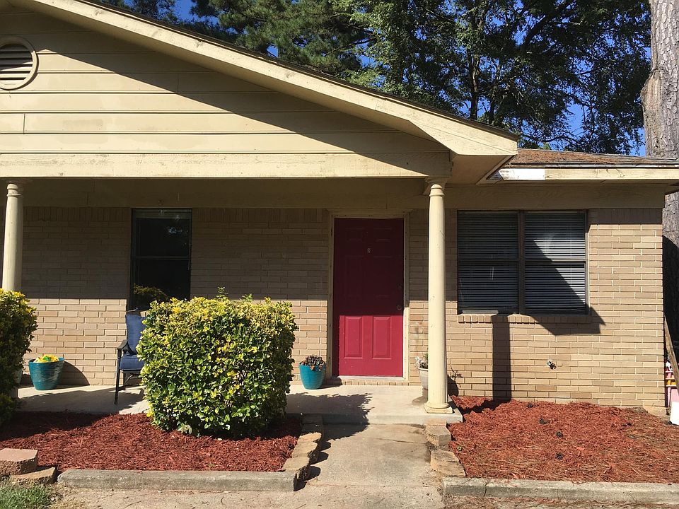 1st image of 1514 Pine Dr APT D