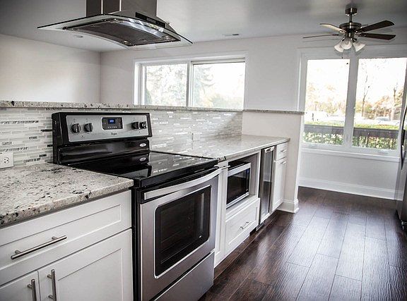 5th image of 601 Lake Hinsdale Dr APT 105